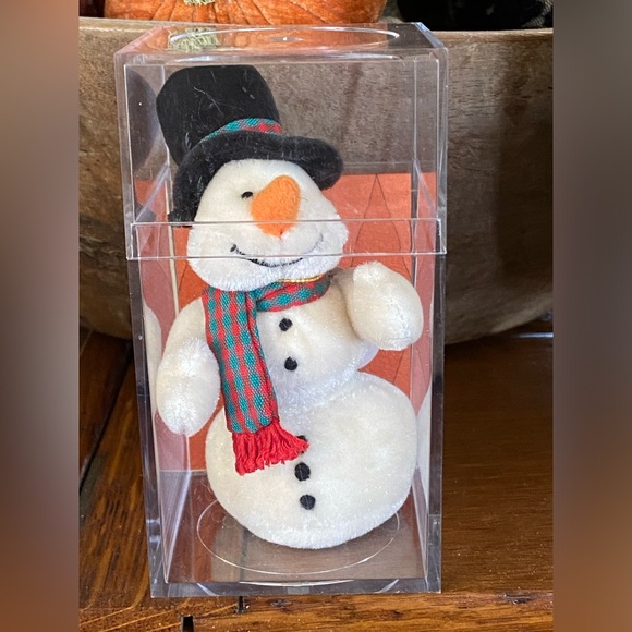 Stuffed Snowman - Picture 8 of 10